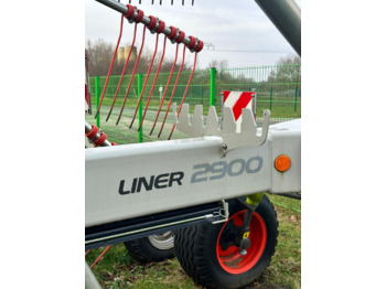آلة تيبيس العشب/ آلة جمع العشب CLAAS Liner