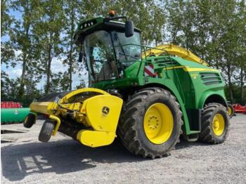 حصادة الأعلاف JOHN DEERE 8700