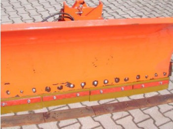 Kubota 1600 Schneepflug hydraulisch - شفرة الآلة