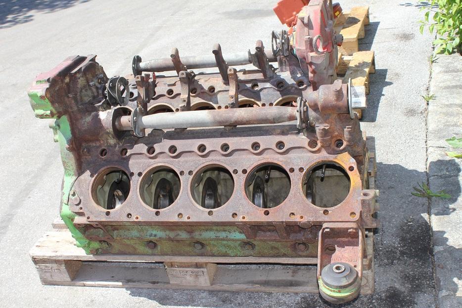 المحرك و قطع الغيار - آلات البناء Deutz F10L413: صورة 3