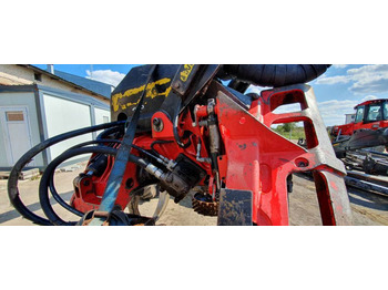 John Deere Waratah 758HD  - آلة قطع الأشجار