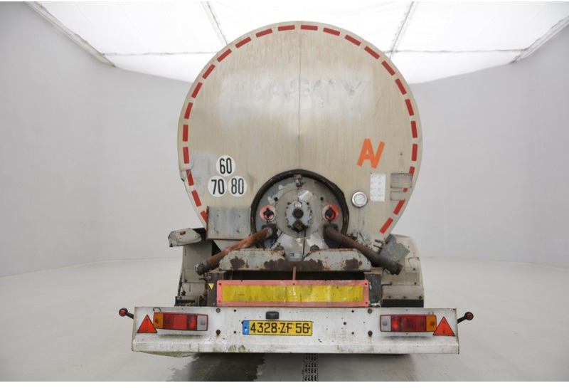 نصف مقطورة صهريج Fruehauf Bitumen tank trailer: صورة 6