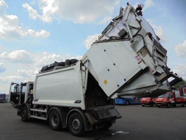 شاحنة النفايات Ginaf C-3128 N EEV: صورة 11