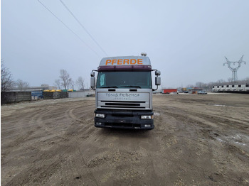 شاحنة نقل خيل IVECO Eurocargo 190 E 38 - 4 horses transporter: صورة 4