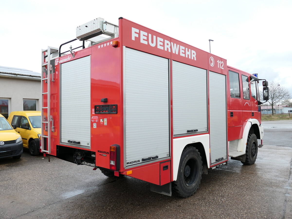 سيارة إطفاء IVECO FF 95 E 18W LF 8/6 DoKa 4X4 SFZ FEUERWEHR Löschf: صورة 6