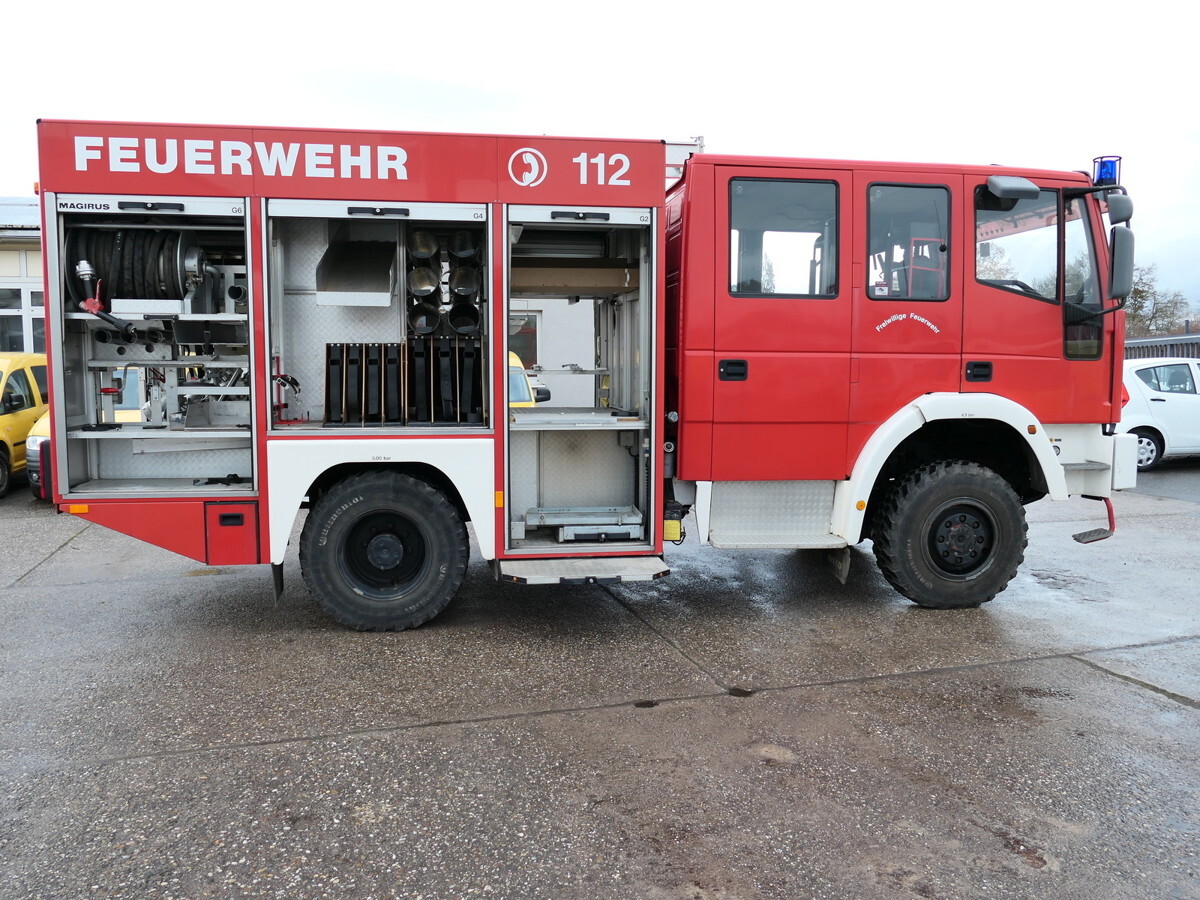 سيارة إطفاء IVECO FF 95 E 18W LF 8/6 DoKa 4X4 SFZ FEUERWEHR Löschf: صورة 11