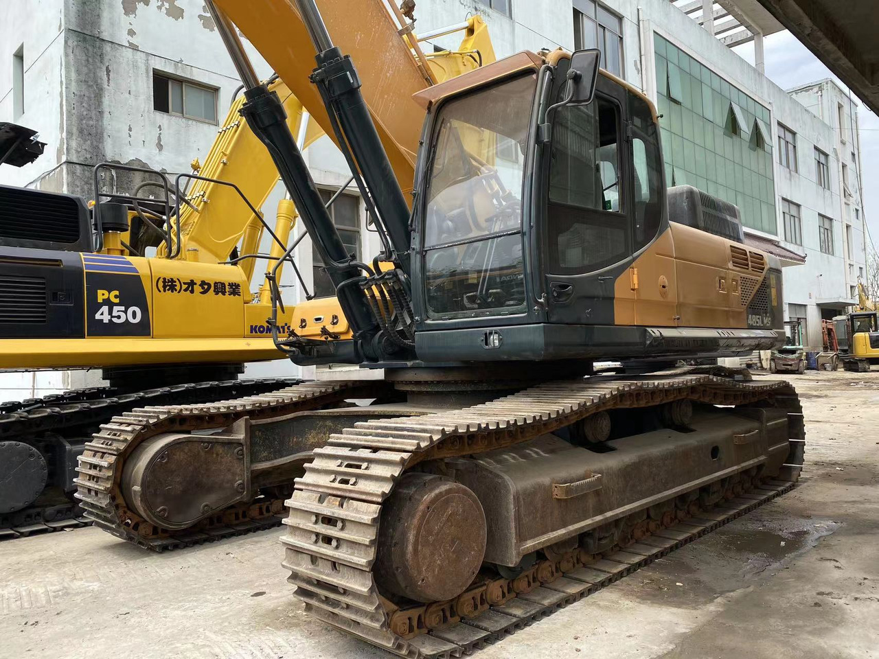 حفار زحاف Korea made HYUNDAI used excavator good condition R485LVS best service on sale: صورة 4