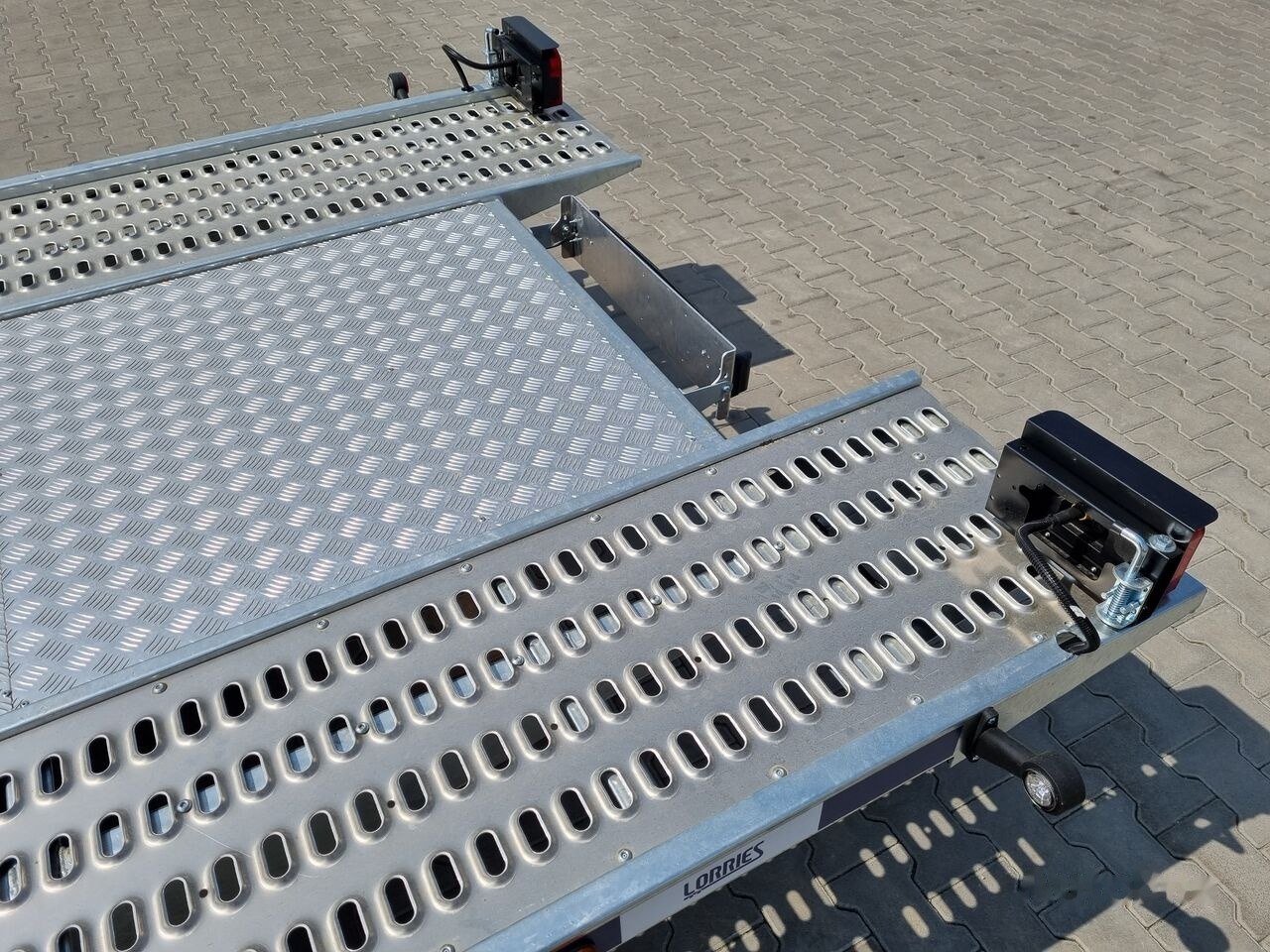 جديدة مقطورة شحن نقل السيارات Lorries PLI-35 5021 car trailer 3.5t GVW tilting platform 500 x 210 cm: صورة 13