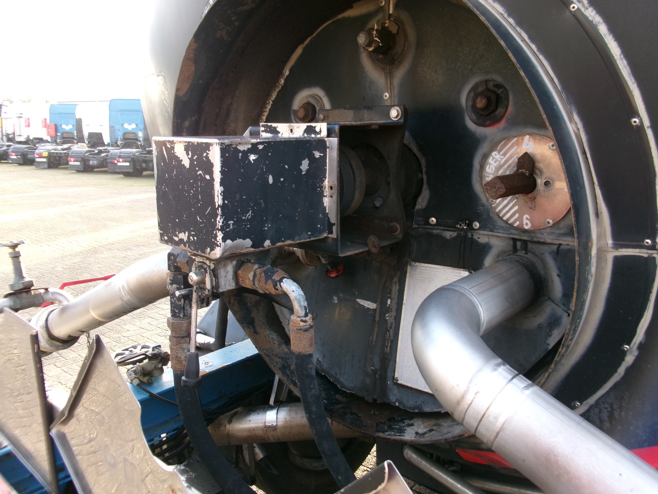 نصف مقطورة صهريج لنقل القار Magyar Bitumen tank inox 29.5 m3 / 1 comp + pump / ADR 13/12/2023: صورة 12