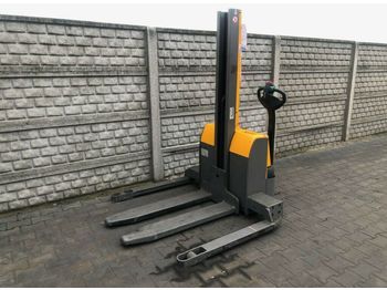 آلة التكديس Jungheinrich EMC10B