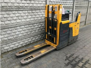 آلة التكديس Jungheinrich ERD220