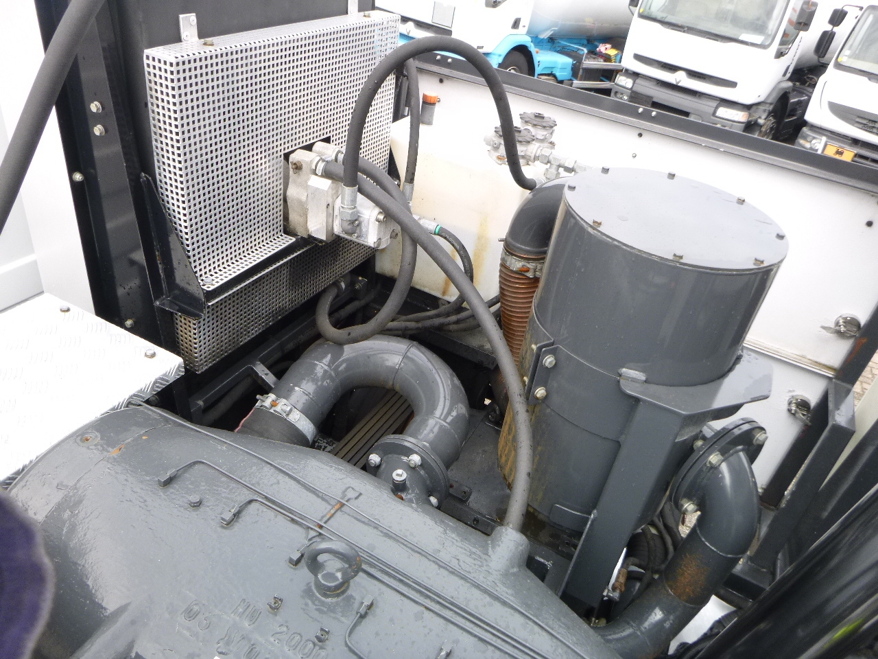 شاحنة الشفط Mercedes Actros 2541 6x2 RHD E5 Huwer vacuum tank / hydrocureur 12 m3: صورة 11