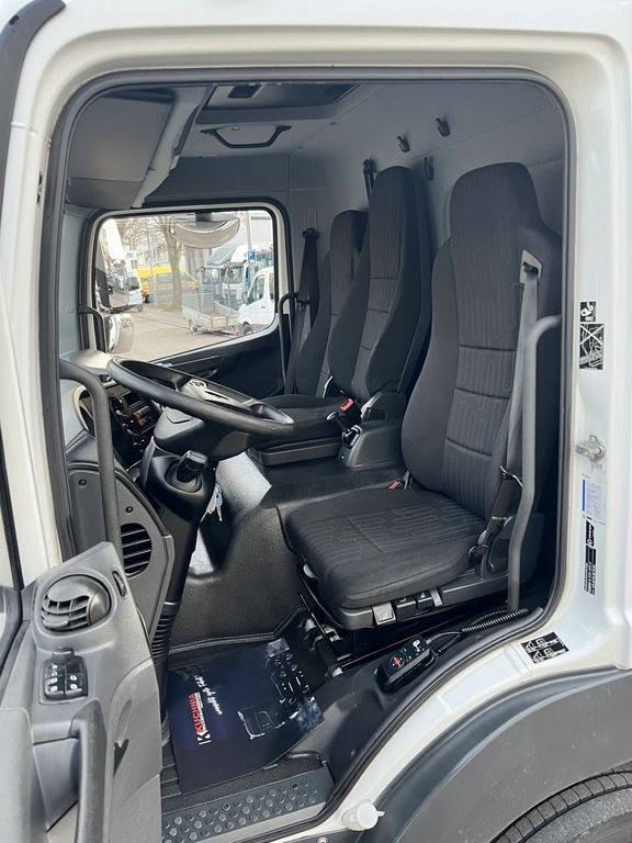 شاحنة مقفلة Mercedes-Benz Atego 1524L Koffer 7,3m LBW 3-Sitze Klima AHK: صورة 12