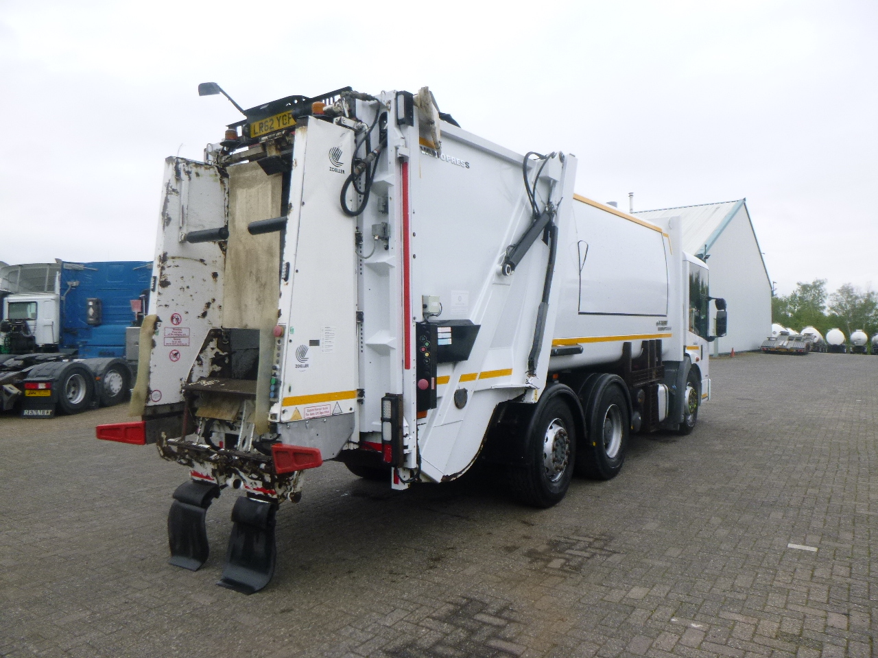 شاحنة النفايات Mercedes Econic 2629 6x2 RHD Faun Variopress refuse truck: صورة 4