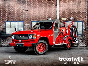 Toyota Landcruiser - سيارة إطفاء