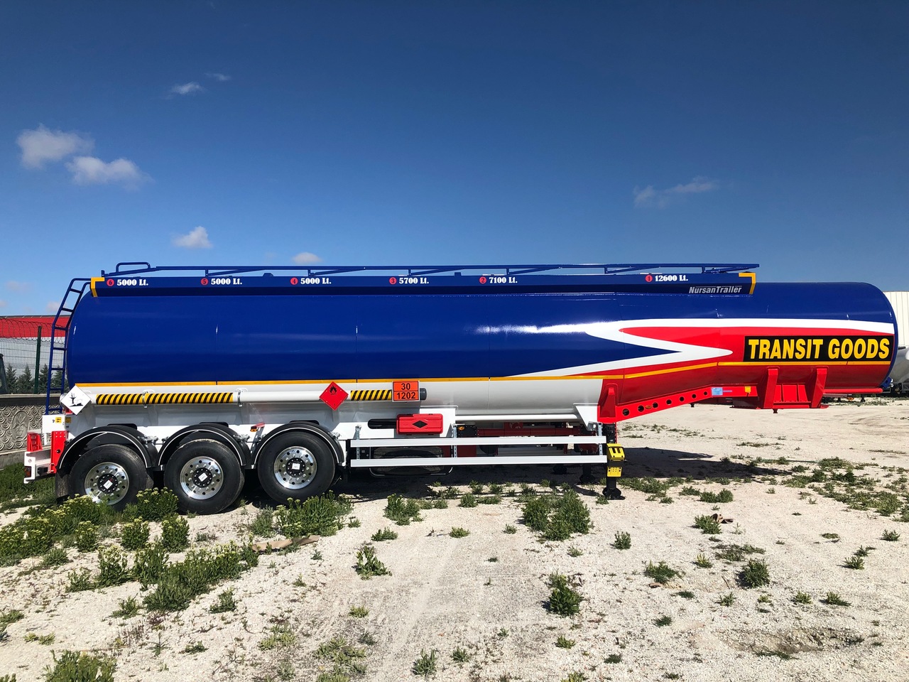 جديدة نصف مقطورة صهريج لنقل الوقود NURSAN Steel Fuel Tanker: صورة 14