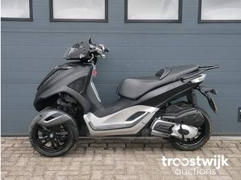 Piaggio 300cc motorscooter - دراجة نارية