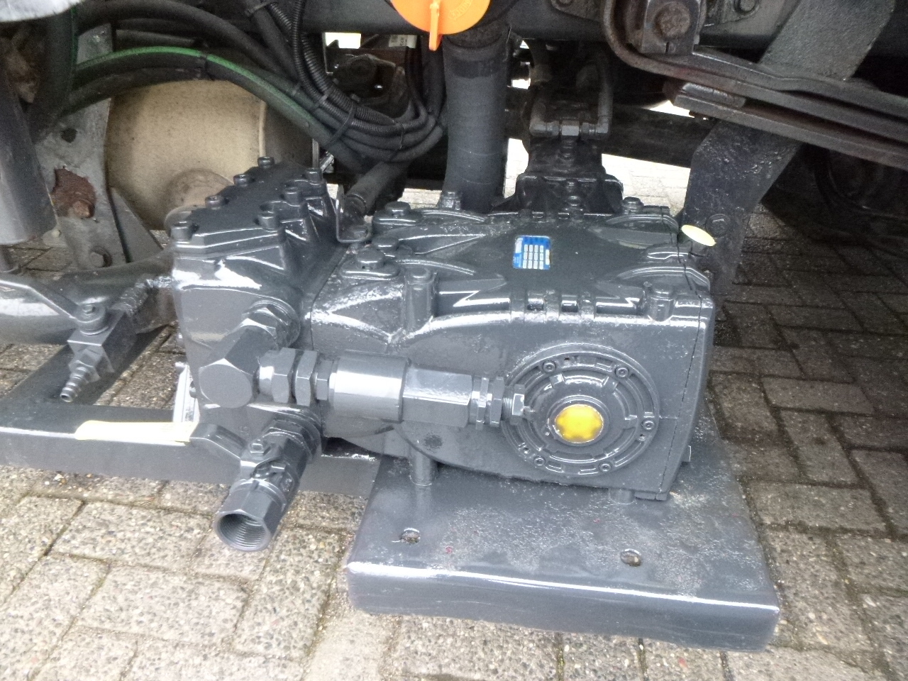 شاحنة الشفط Renault Midlum 180.14 dxi 4x2 RHD Euro 5 vacuum tank 6.1 m3: صورة 8
