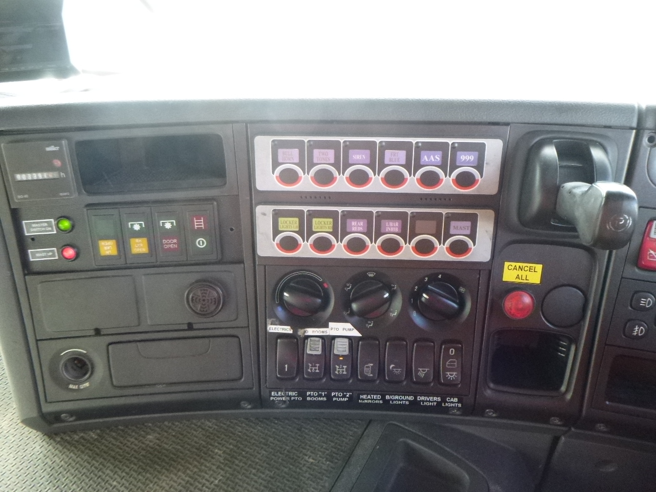سيارة إطفاء Scania P310 6x2 RHD fire truck + pump, ladder & manlift: صورة 31