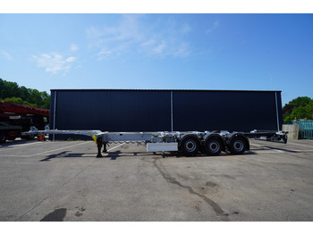 Renders NEW 3 AXLE MULTI CONTAINER TRANSPORT TRAILER EXTENDABLE 45 FT - نصف مقطورة لنقل الحاويات