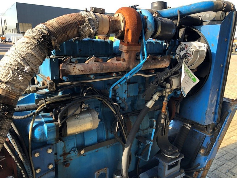محرك Sisu Valmet Diesel 74.234 ETA 181 HP diesel enine with ZF gearbox: صورة 14
