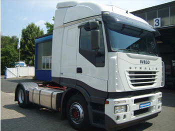 IVECO AS 440 S 40 T/P - وحدة جر