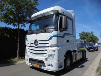 وحدة جر Mercedes-Benz ACTROS 1842 LS