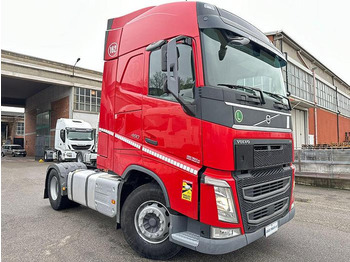 وحدة جر VOLVO FH 460