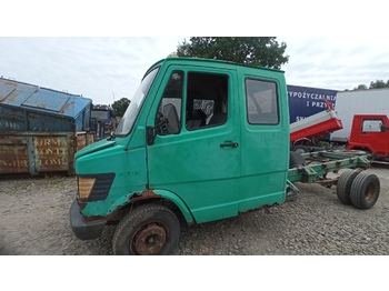 شاحنة مقفلة Mercedes 409 KACZKA