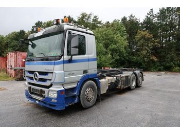 شاحنة - نظام الكابلات Mercedes-Benz 2548 6x2/4 Abroller, Bluetec 5