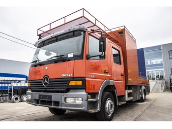 شاحنات مسطحة Mercedes-Benz ATEGO 1323 L - DOKA