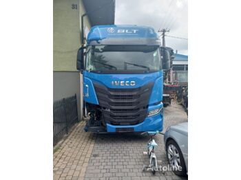 شاحنات الحاويات / جسم علوي قابل للتغيير شاحنة IVECO