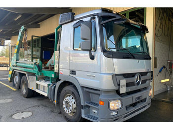 شاحنة نقل المخلفات Mercedes-Benz Actros 2548