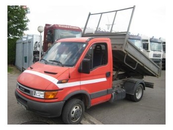 Iveco Daily AGS 35.12V WB300 - قلاب صغير