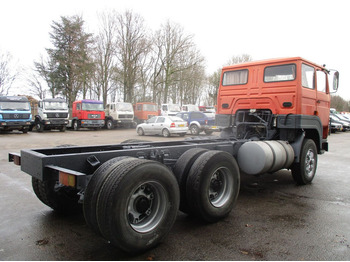 شاحنة هيكل كابينة Volvo F7 , 6x4 , Manual , Euro 1 , Telma Retarder , Spring suspension: صورة 3