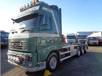 شاحنة ذات خطاف Volvo FH16 540 + Euro 5 + 8X4 + 30 ton hook + 2 in stock!: صورة 1