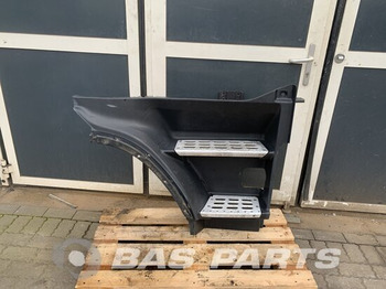 VOLVO FH2 Foot step 3175928 Day Cab L1EH1 - عتبة باب السيارة: صورة 1