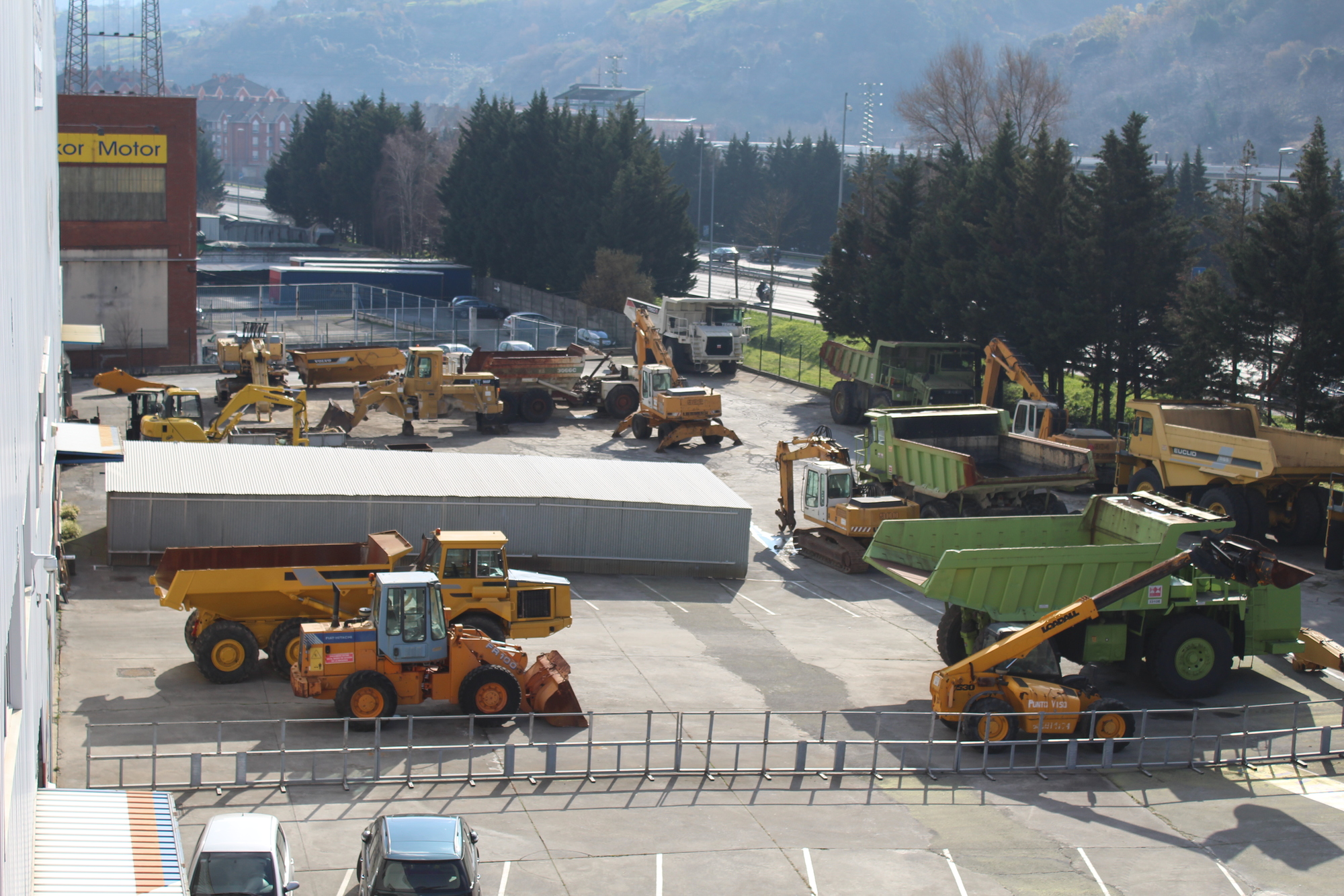 MAQUINARIA HONRADO S.L. - معدات المناولة undefined: صورة 2