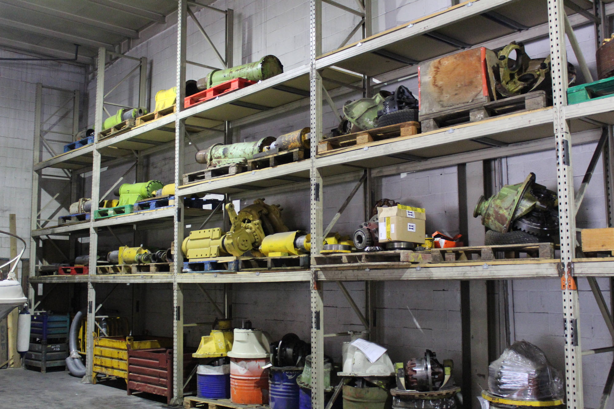 MAQUINARIA HONRADO S.L. - معدات المناولة undefined: صورة 3