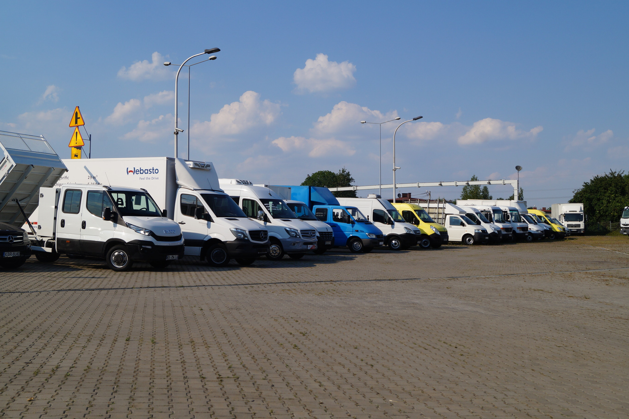 MGC CENTRUM SAMOCHODOW DOSTAWCZYCH - آليات المنفعة/ مركبات خاصة MERCEDES-BENZ - أوربية 4 undefined: صورة 11