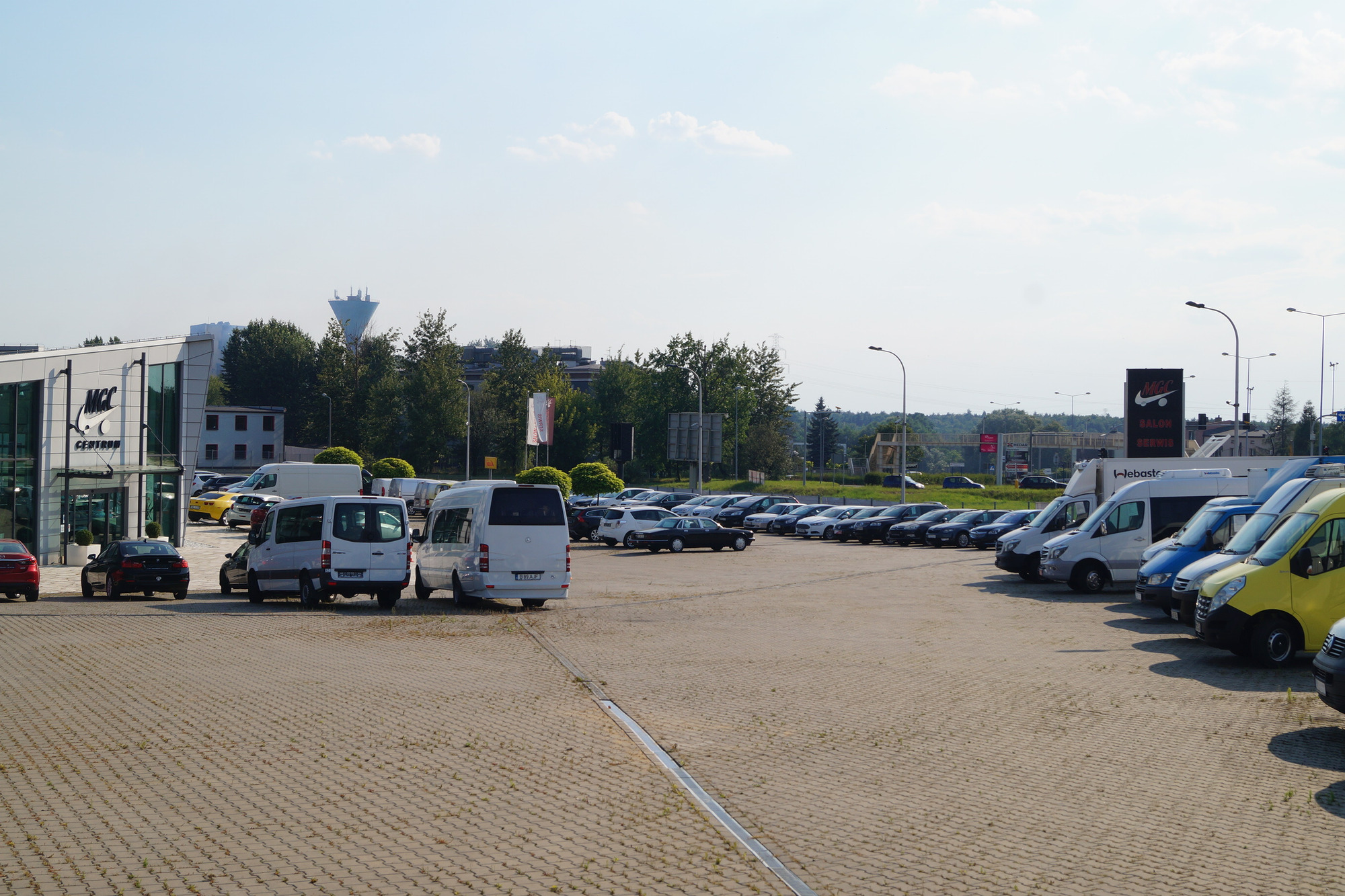 MGC CENTRUM SAMOCHODOW DOSTAWCZYCH - آليات المنفعة/ مركبات خاصة MERCEDES-BENZ - أوربية 4 undefined: صورة 8