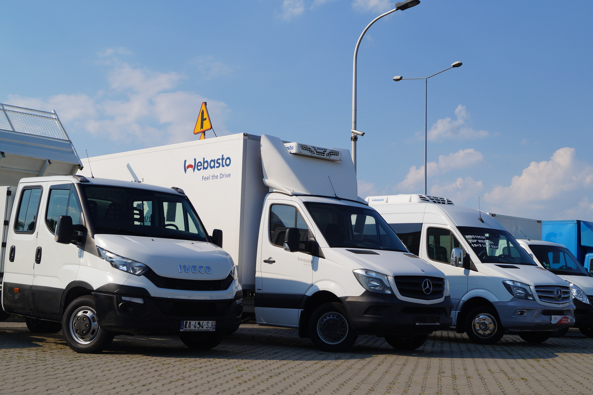 MGC CENTRUM SAMOCHODOW DOSTAWCZYCH - آليات المنفعة/ مركبات خاصة MERCEDES-BENZ - أوربية 4 undefined: صورة 10