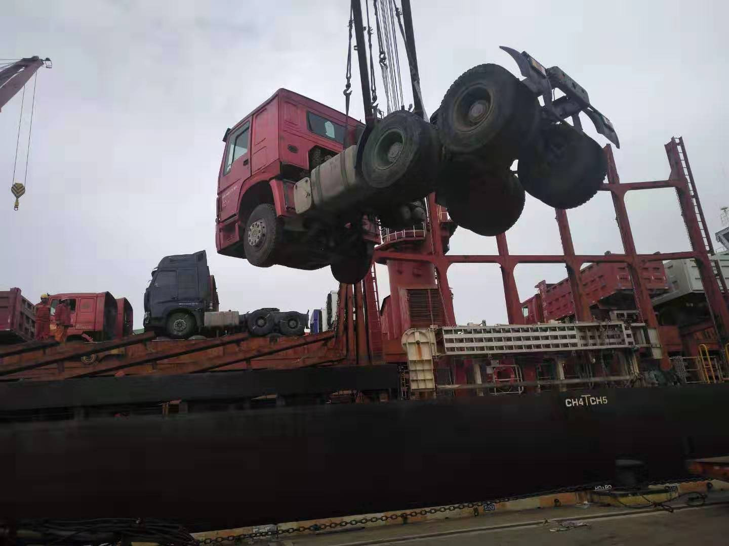 Shandong Guhong Auto Industrial CO., LTD - شاحنات - سنة: 2020 undefined: صورة 6