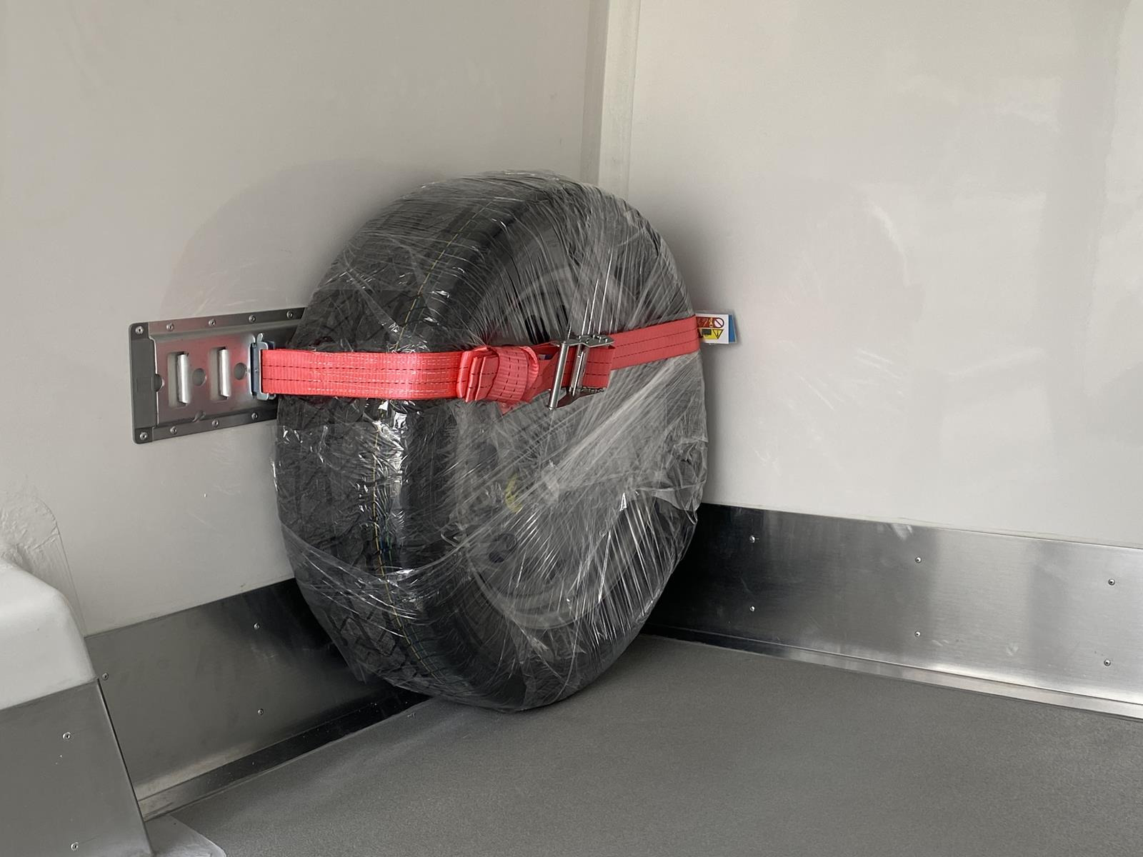 RINZ ROS d.o.o. (GmbH) - مركبات للبيع undefined: صورة 45