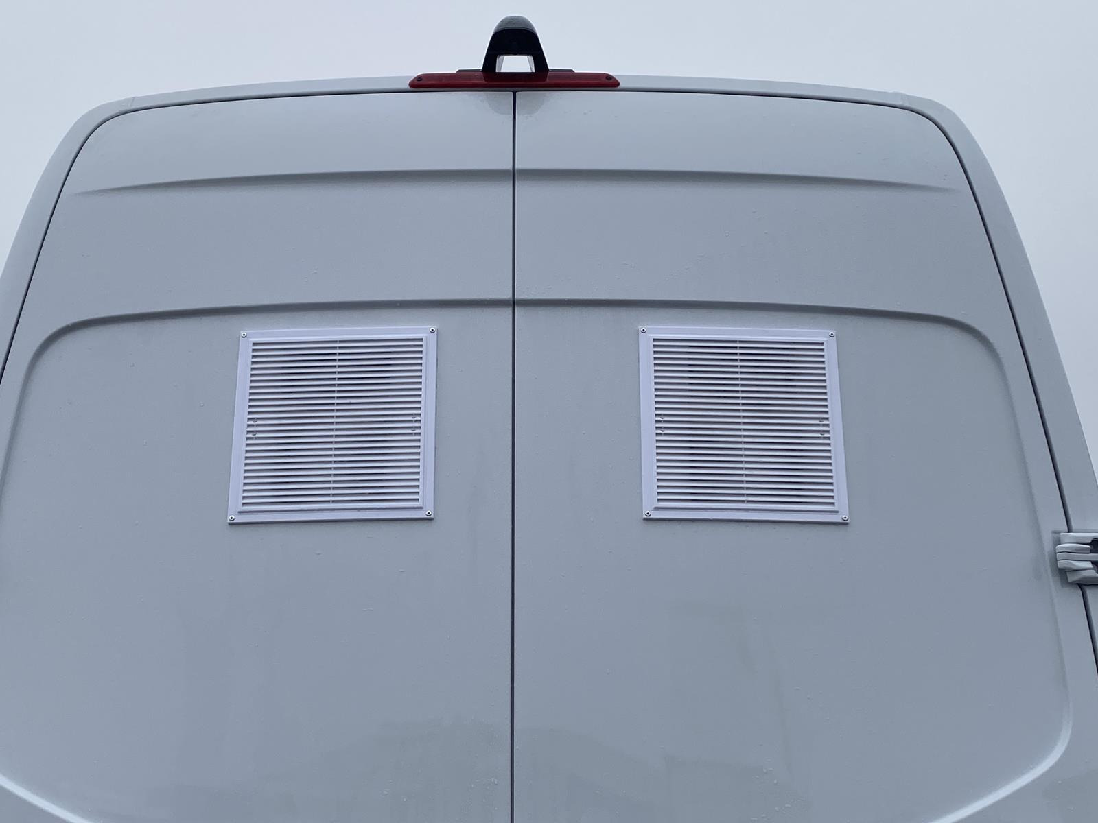 RINZ ROS d.o.o. (GmbH) - مركبات للبيع undefined: صورة 17