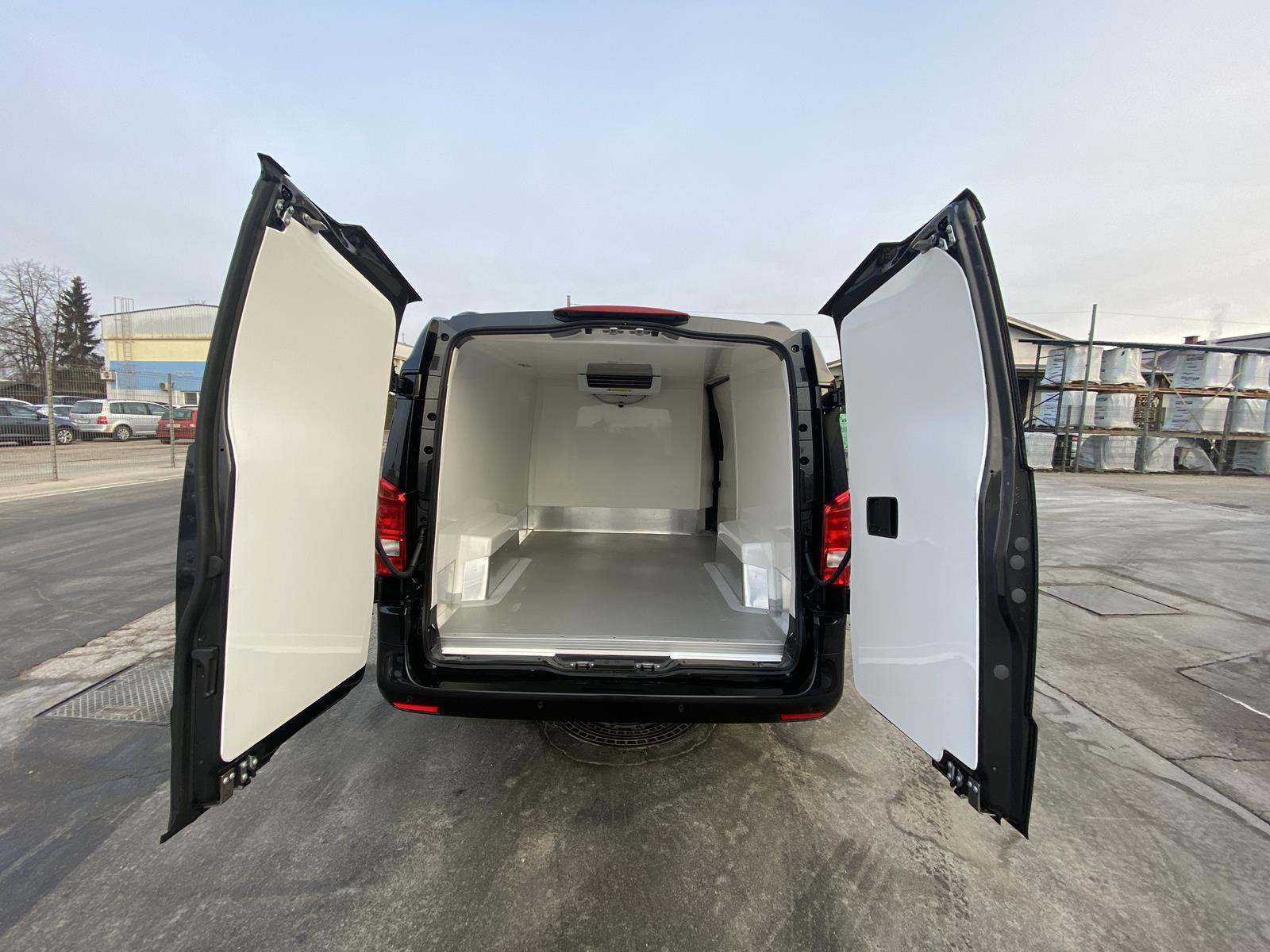 RINZ ROS d.o.o. (GmbH) - مركبات للبيع undefined: صورة 46