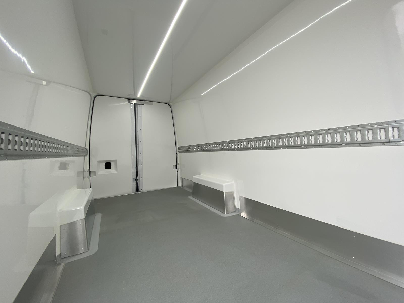 RINZ ROS d.o.o. (GmbH) - مركبات للبيع undefined: صورة 6