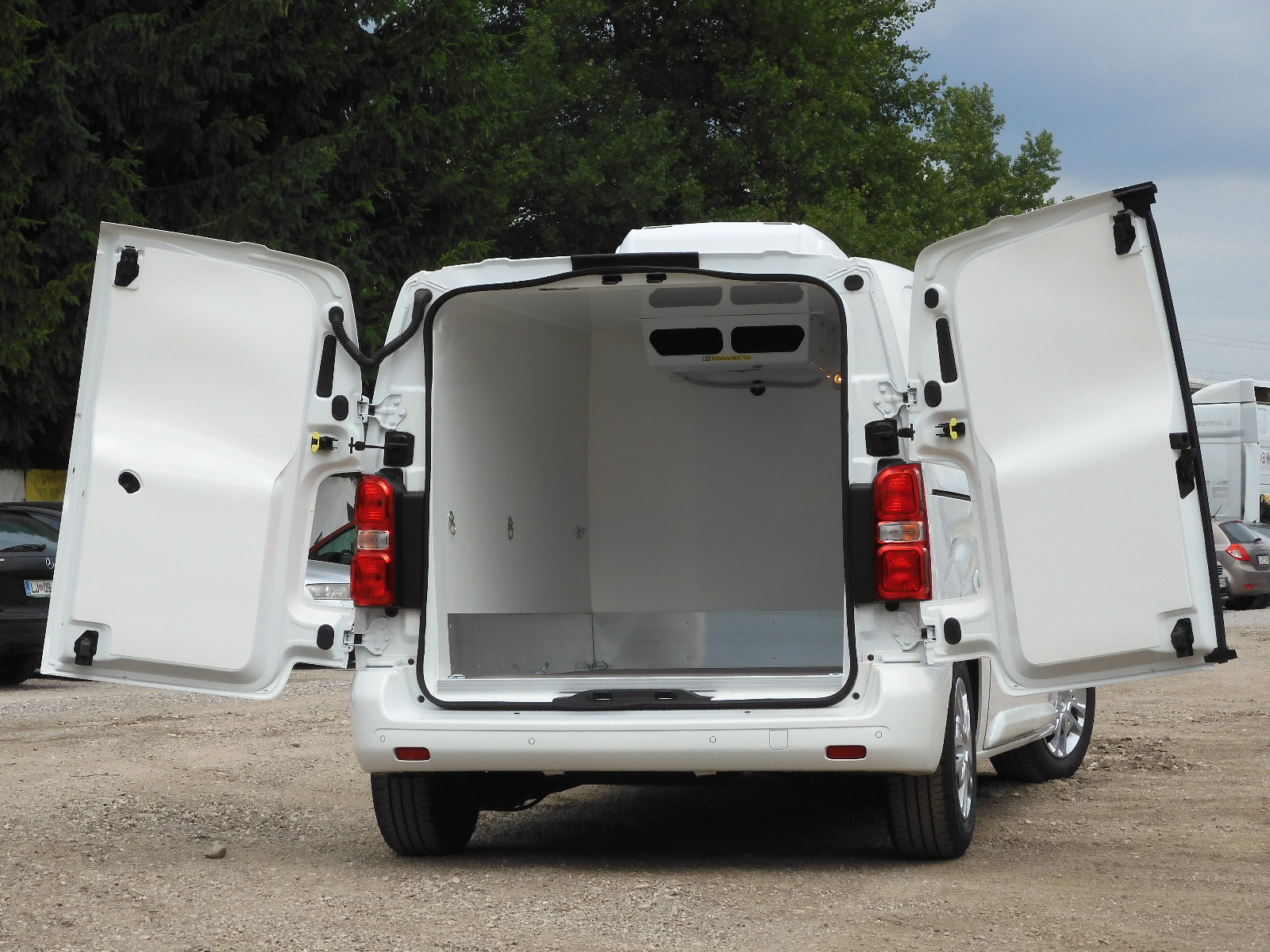 RINZ ROS d.o.o. (GmbH) - مركبات للبيع undefined: صورة 59