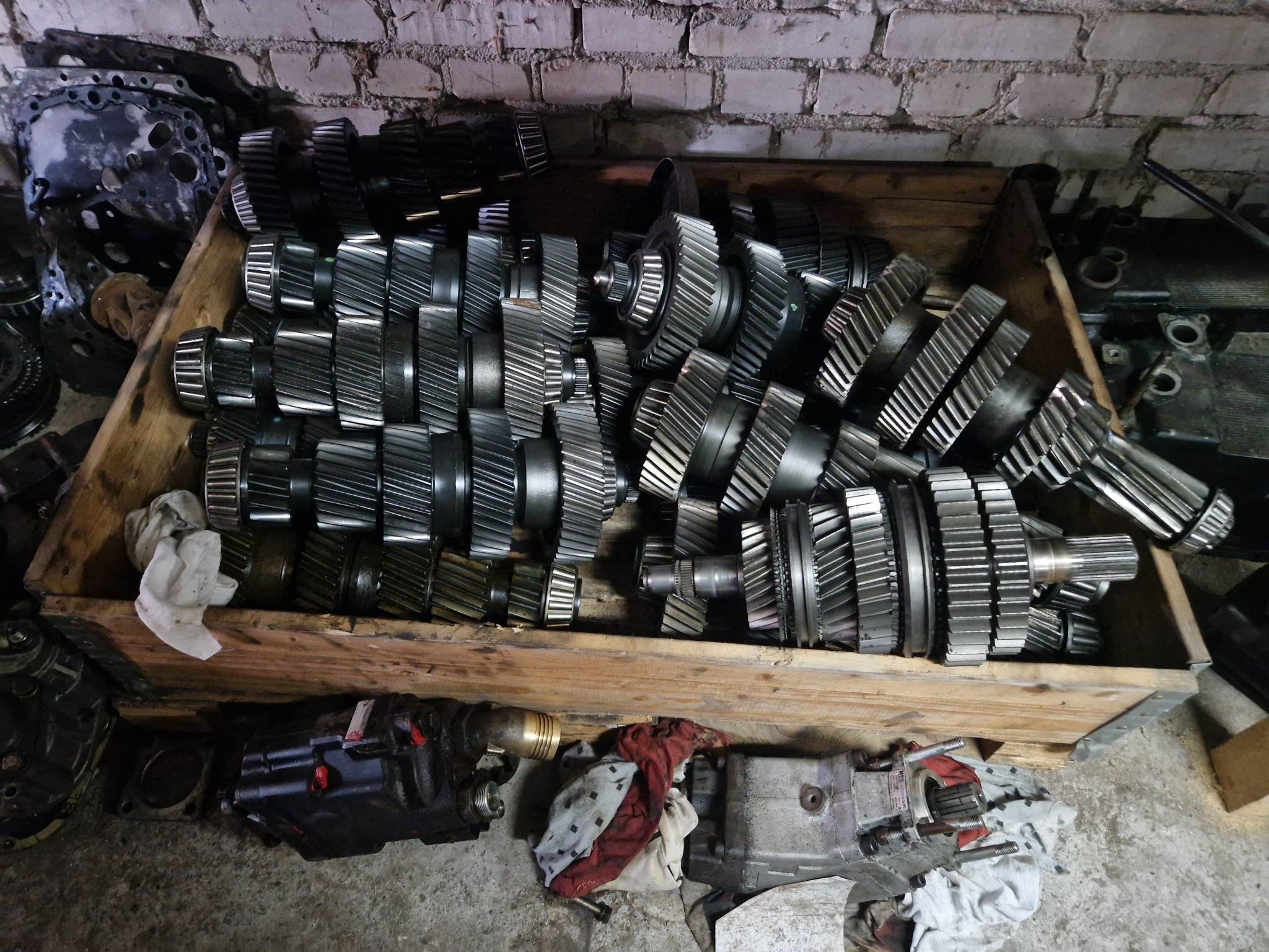 TT TRUCKS & PARTS NATALIA NAWASIELSKA undefined: صورة 2