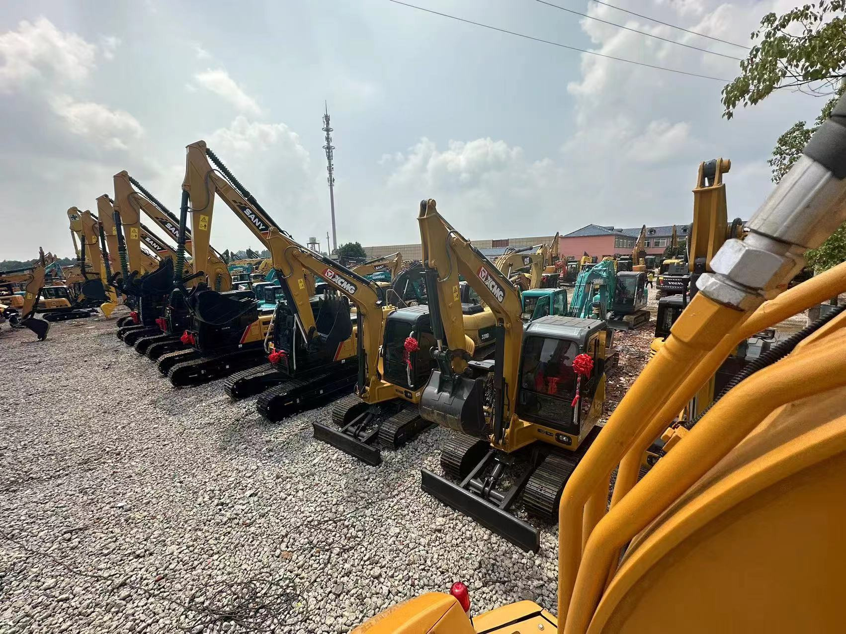 ZM Machinery Co., Ltd. - آلات البناء - سنة: 2000 undefined: صورة 5